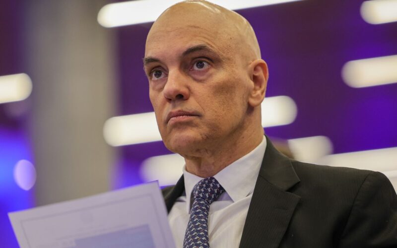 Moraes manda PGR se manifestar sobre operação policial no Rio