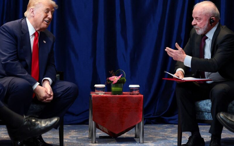 Nas redes sociais, Lula comenta "ótima reunião" com Trump na Malásia