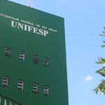 Polícia Federal faz operação em Santos contra ameaças à Unifesp