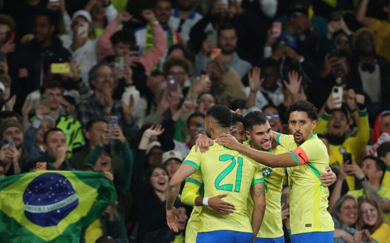 Brasil joga bem e derrota Senegal por 2 a 0 no amistoso em Londres