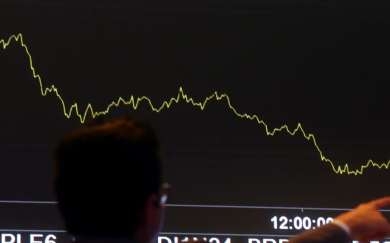 Bolsa volta a bater recorde e alcança marca de 154 mil pontos