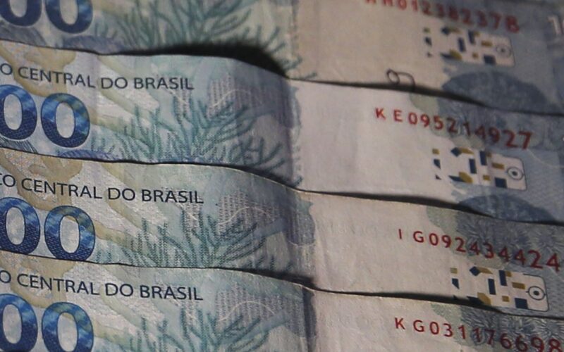 Brasil capta US$ 2,25 bilhões em títulos no mercado internacional