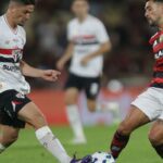 Buscando a liderança do Brasileiro, Flamengo enfrenta o São Paulo