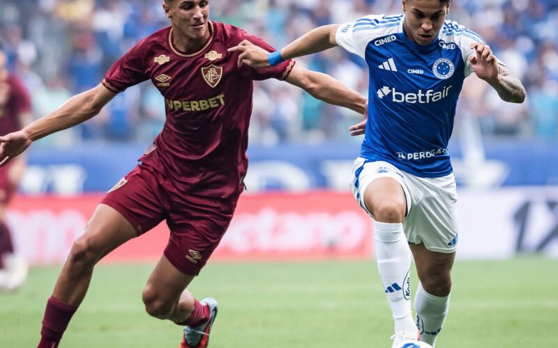 Cruzeiro empata com Flu e perde chance de colocar pressão nos líderes