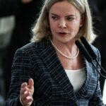 Derrite como relator do PL Antifacção contamina debate, diz Gleisi   