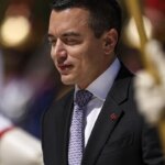 Em referendo, Equador rejeita instalar bases militares estrangeiras