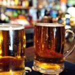 Juiz absolve dez réus da contaminação de cervejas Backer