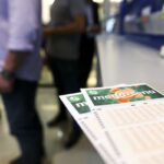 Mega-Sena acumula novamente e prêmio principal vai para R$ 55 milhões