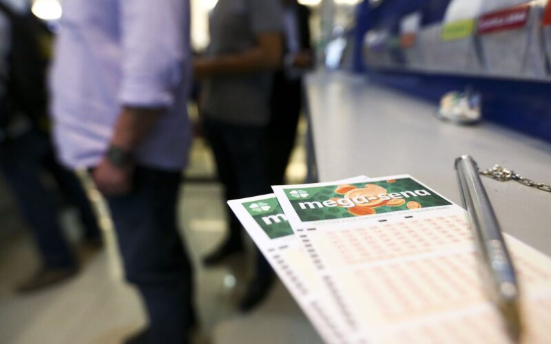 Mega-Sena acumula novamente e prêmio principal vai para R$ 55 milhões
