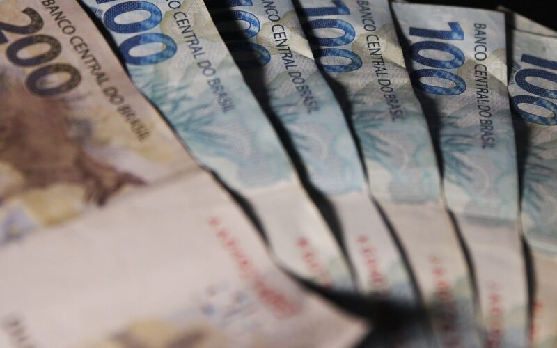 Mercado reduz previsão da inflação para 4,46%, abaixo do teto da meta