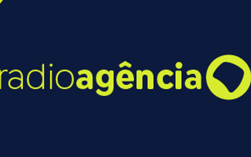 Podcast Ajudante Digital, da Radioagência Nacional, completa um ano