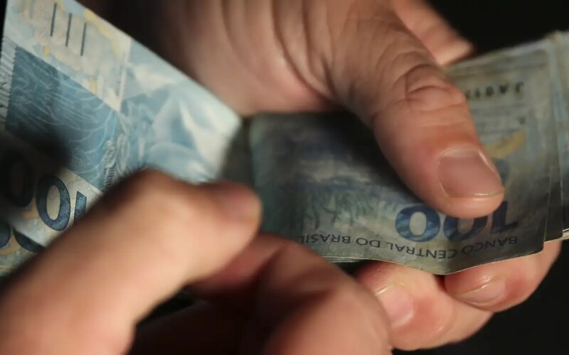 Poupança tem retirada líquida de R$ 9,7 bilhões em outubro