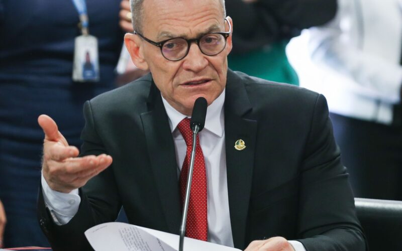 Senador Fabiano Contarato vai presidir CPI do crime organizado