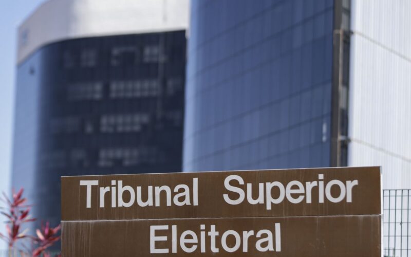 TSE julga hoje processo que pede cassação do governador do Rio