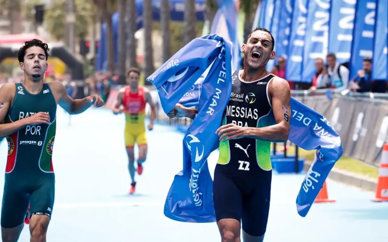Triatlo: Manoel Messias é bicampeão da etapa da Copa do Mundo no Chile