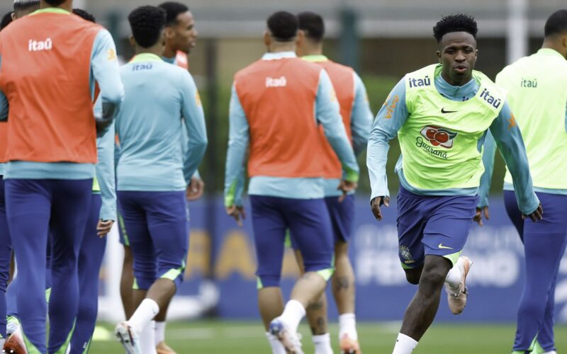 Vinicius Júnior diz que seleção evolui sob comando de Carlo Ancelotti